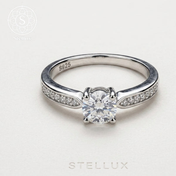 モアサナイト×シルバー925 ソリテールリング｜0.3ct・プラチナコーティング
