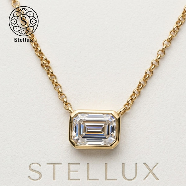 モアサナイト×シルバー925 エメラルドカットネックレス｜1ct・18Kゴールドコーティング